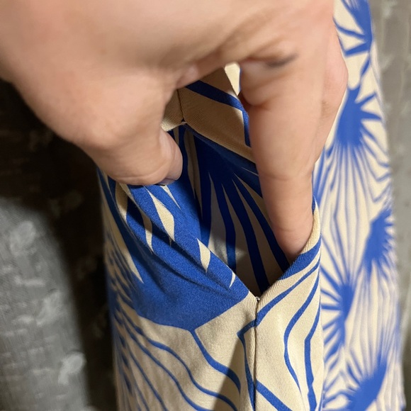 Fighting Eel Blue and Cream Palm Dress - Picture 4 of 4